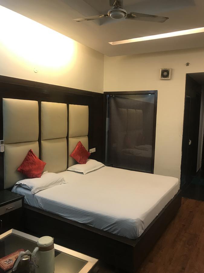 Hotel Amar Chandīgarh מראה חיצוני תמונה